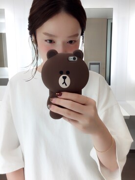 「iPhoneケース」｜「アイテム（その他）」を使った、Axxbimilさん（レディース・165cm）の秋コーディネート