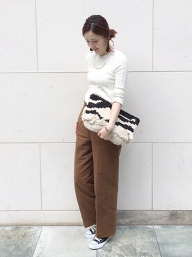 「HARE（ハレ）のアイテム（ピアス（両耳用））」を使った、Axxbimilさん（レディース・165cm）の秋コーディネート