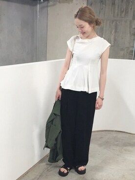 「HARE（ハレ）のアイテム（ピアス（両耳用））」を使った、Axxbimilさん（レディース・165cm）の春コーディネート