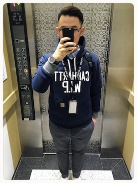 「MUJI」｜「アイテム（スウェット）」を使った、施政次さん（メンズ・178cm）の冬コーディネート