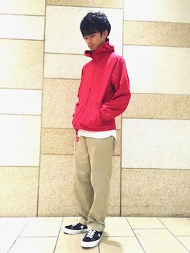 「BEAUTY&YOUTH UNITED ARROWS（ビューティーアンドユースユナイテッドアローズ）のBY ナイロン フーディブルゾン（ブルゾン、レッド系）」を使った、Takuya Hondaさん（メンズ・176cm）の秋コーディネート