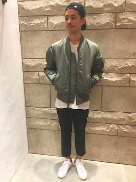 「KaneZ（ケインズ）の＜KaneZ×monkey time＞ ANGER cap/キャップ（キャップ、ブラック系）」を使った、Takuya Hondaさん（メンズ・176cm）の秋コーディネート