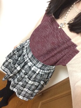 「Honeys（ハニーズ）のアイテム（ニット/セーター、ベージュ系）」を使った、まきぴよさん（レディース・162cm）の春コーディネート