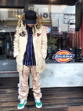 「HUF（ハフ）のアイテム（カバーオール）」を使った、吳馬利さん（メンズ・170cm）の冬コーディネート
