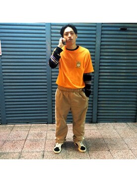 「FLOW（フロウ）のアイテム」を使った、吳馬利さん（メンズ・170cm）の冬コーディネート