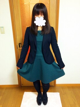 「UNITED ARROWS BLUE LABEL（ユナイテッドアローズブルーレーベル）のジャケット：無地（テーラードジャケット、ブラック系）」を使った、あゆちょんさん（レディース・152cm）の秋コーディネート