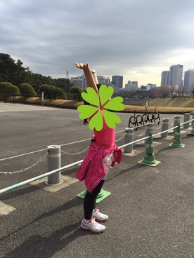 「ASICS（アシックス）のTシャツ：ランニング用（Tシャツ/カットソー、ピンク系）」を使った、あゆちょんさん（レディース・152cm）の冬コーディネート