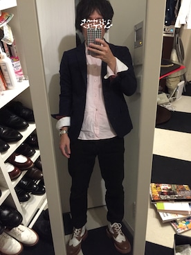 「トリッカーズ」｜「アイテム（アナログ腕時計）」を使った、jojoさん（メンズ・165cm）の秋コーディネート