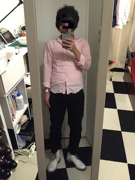 「トリッカーズ」｜「アイテム（アナログ腕時計）」を使った、jojoさん（メンズ・165cm）の秋コーディネート