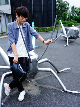 「ホワイトスニーカー」｜「アイテム（アナログ腕時計）」を使った、Kishi.Yさん（メンズ・174cm）の冬コーディネート