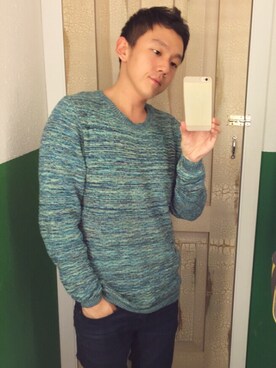 「PULL&BEAR（プルアンドベア）のアイテム（スウェット）」を使った、Dwightさん（メンズ・178cm）の冬コーディネート