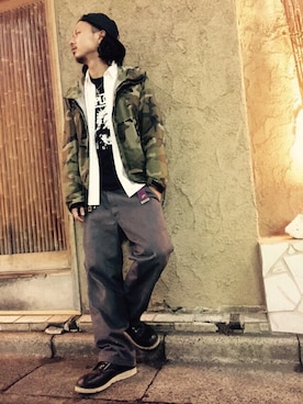 「ワークパンツ」｜「アイテム（マウンテンパーカー）」を使った、ろんさん（メンズ・175cm）の春コーディネート