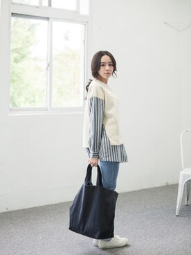 「アイテム（トップス、ベージュ系）」を使った、JoyceShopさん（レディース・160cm）の冬コーディネート