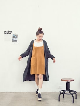 「アイテム（ノーカラージャケット、グレー系）」を使った、JoyceShopさん（レディース・163cm）の冬コーディネート