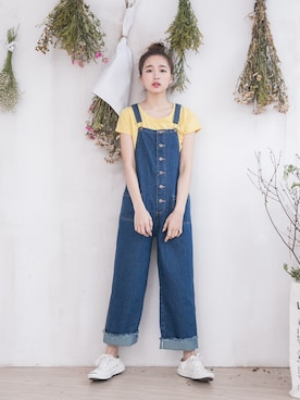 「Joyceshop（ジョイスショップ）のNEW．牛仔抽鬚寬管吊帶褲（サロペット/オーバーオール、ブルー系）」を使った、JoyceShopさん（レディース・163cm）の春コーディネート