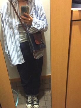 「GU（ジーユー）のアイテム（デニムパンツ、ブルー系）」を使った、tofuさん（レディース）の秋コーディネート