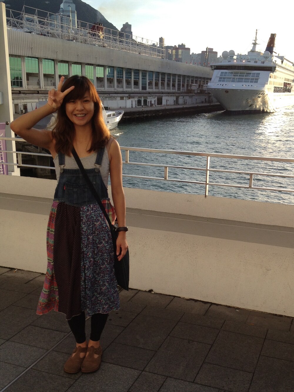 「TiTiCaCaのアイテム（つなぎ/オールインワン、その他）」を使った、ルビー・Rubyさん（レディース・157cm）の秋コーディネートの1枚目の写真