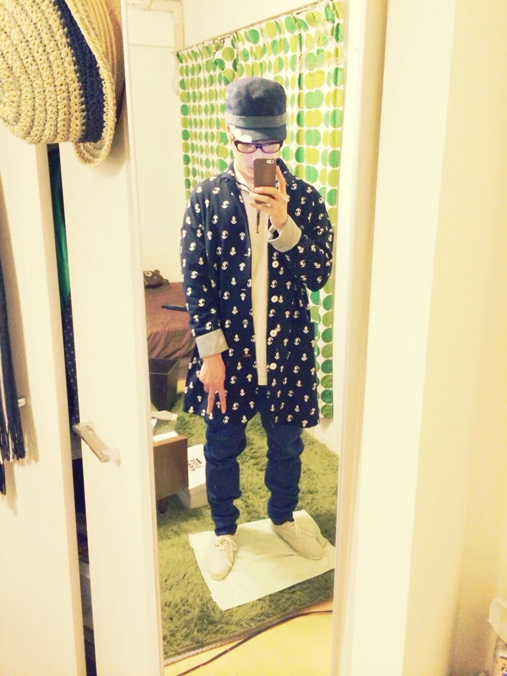 「FRAPBOIS、ciaopanic、WHO'S WHO」｜「FRAPBOIS halfのアンカースウェット（その他アウター、ブルー系）」を使った、あっきーさん（メンズ・163cm）の冬コーディネートの1枚目の写真