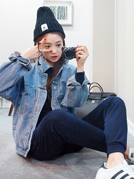 「Chuu」｜「アイテム（デニムジャケット）」を使った、chuutaiwanさん（レディース・164cm）の冬コーディネート