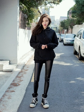 「chuu（チュー）のアイテム（トップス）」を使った、chuutaiwanさん（レディース・164cm）の秋コーディネート