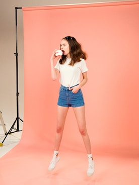 「chuu（チュー）のアイテム（デニムパンツ）」を使った、chuutaiwanさん（レディース・164cm）の春コーディネート