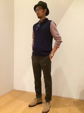 「SEVENDAYS=SUNDAY（セブンデイズサンデイ）のアイテム（スラックス）」を使った、藤原 玲さん（メンズ・180cm）の秋コーディネート