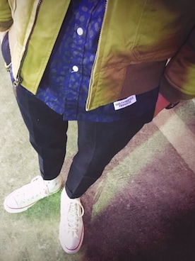 「アイテム（ミリタリージャケット、ブラウン系）」を使った、CAZさん（メンズ・173cm）の冬コーディネート