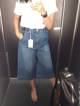 Ayu Indayaniさんのコーディネート