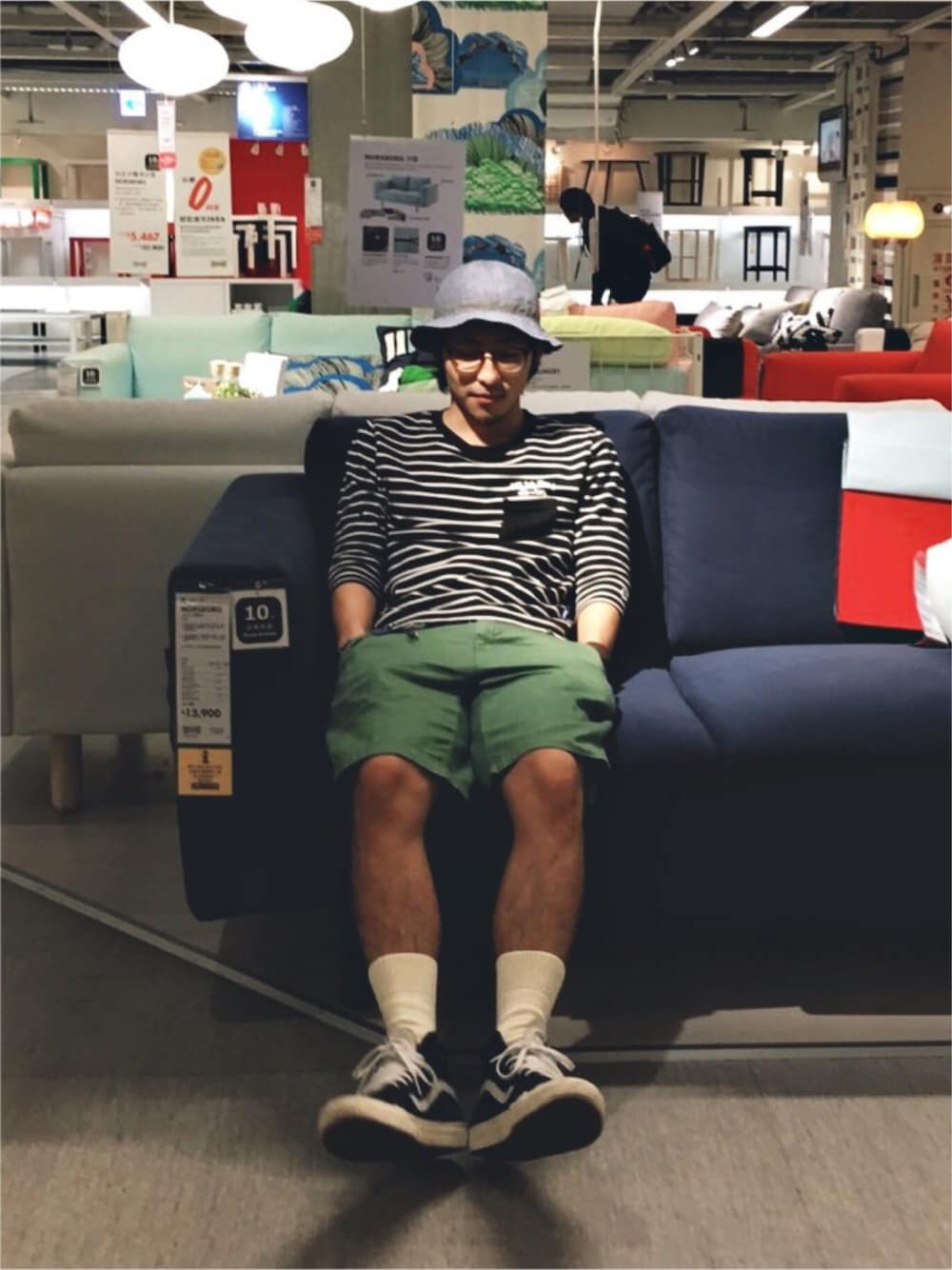 「TAIPEI、IKEA、summer style、暑い日」｜「Less Taiwanのアイテム（ハット、ブルー系）」を使った、Ryanさん（メンズ・168cm）の春コーディネートの1枚目の写真