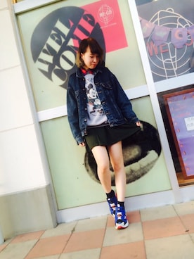 「スウエット」｜「アイテム（デニムジャケット）」を使った、なっつさん（レディース・166cm）の秋コーディネート
