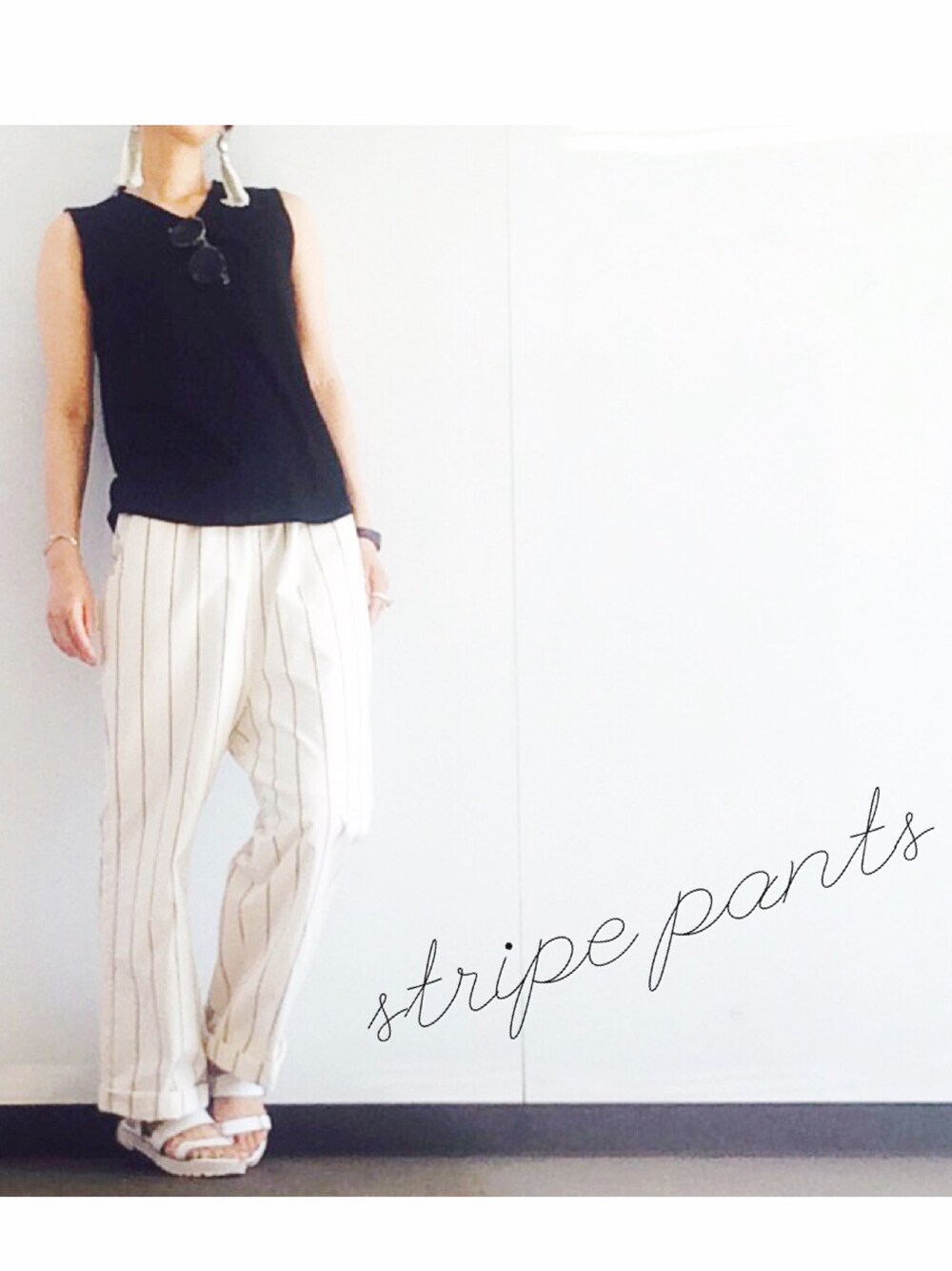 「ストライプパンツ、ワイドパンツ」｜「SOのSo  ストライプパンツ（その他パンツ、ホワイト系）」を使った、manaさん（レディース・165cm）の夏コーディネートの1枚目の写真