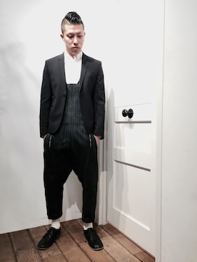 「JEANPAULKNOTTのアイテム（テーラードジャケット、ブラック系）」を使った、BACKNさん（メンズ・180cm）の春コーディネート