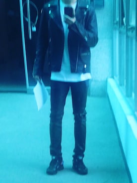 「menswear」｜「アイテム（ライダースジャケット）」を使った、Ssunさん（メンズ・176cm）の春コーディネート