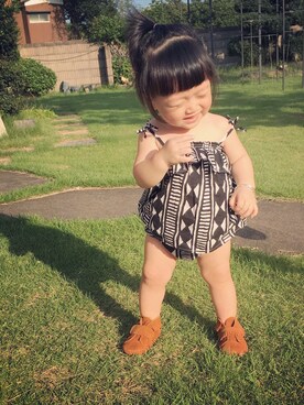 「OLD NAVY（オールドネイビー）のアイテム（トップス、ブラック系）」を使った、Aliceさん（キッズ）の秋コーディネート