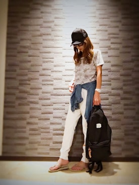 「AMERICAN EAGLE OUTFITTERS（アメリカン・イーグル・アウトフィッターズ）のアイテム（シャツ/ブラウス）」を使った、キャサさん（レディース・158cm）の夏コーディネート