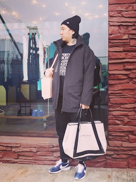 「alexanderwang（アレキサンダーワン）のアイテム（トレンチコート）」を使った、UNCUTSTOREさん（メンズ・173cm）の冬コーディネート
