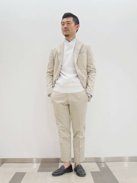 ジ エアポート ストア ユナイテッドアローズ 成田空港第2ターミナル店 STAFF 01さんのコーディネート