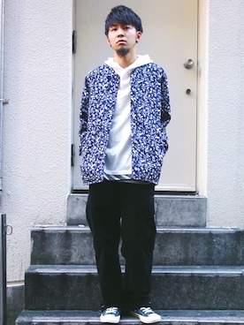 「AlexanderLeeChang（アレキサンダーリーチャン）のアイテム（パーカー）」を使った、ALDIESSTAFFさん（メンズ・172cm）の春コーディネート