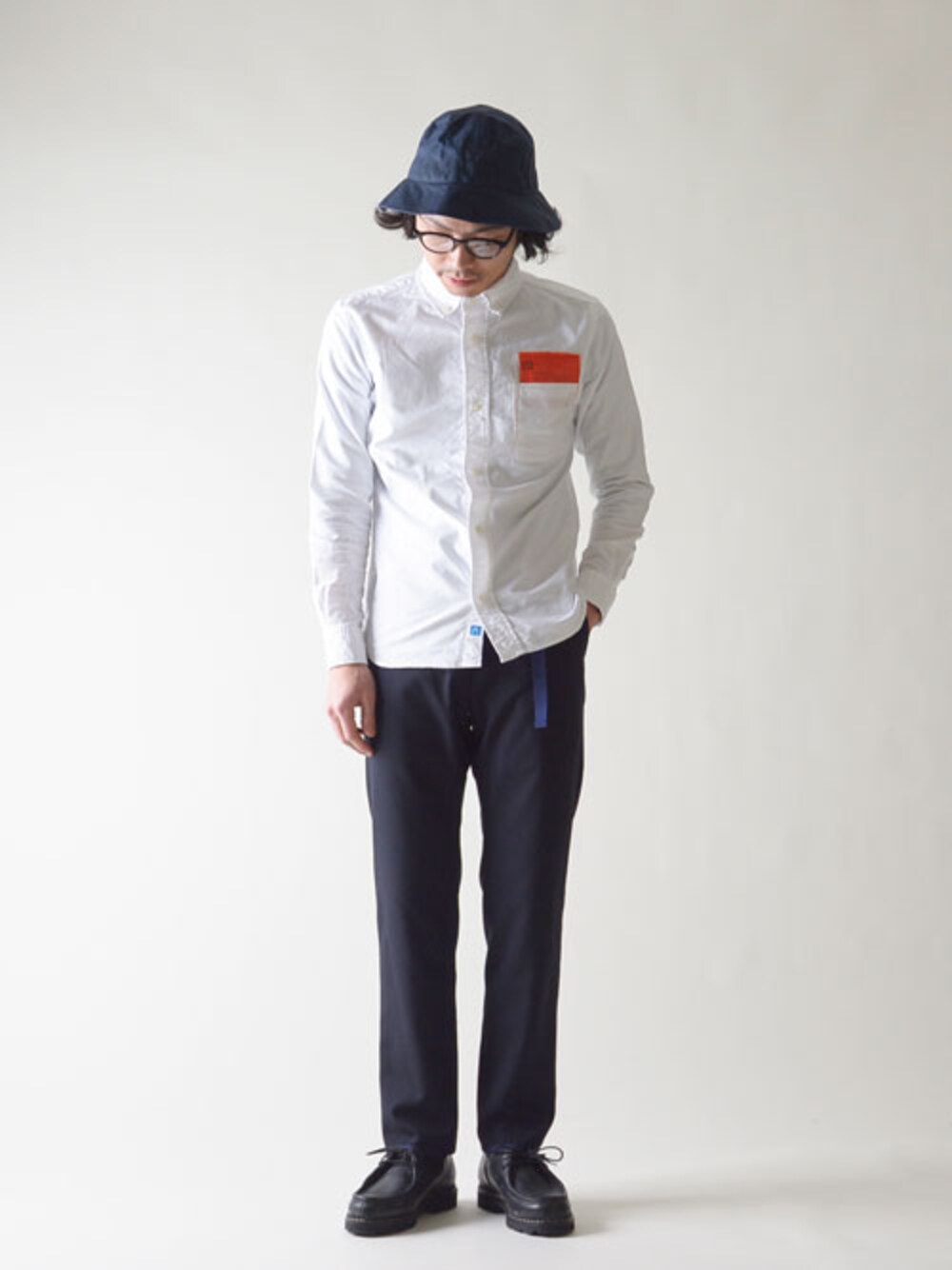 「白シャツ、スラックス、ハット、Paraboot、nigelcabourn、KATO'」｜「KATO`のKATO`/カトー/ロングスリーブボタンダウンシャツ（シャツ/ブラウス、ホワイト系）」を使った、kajiwaramasanoriさん（メンズ・173cm）の春コーディネートの1枚目の写真