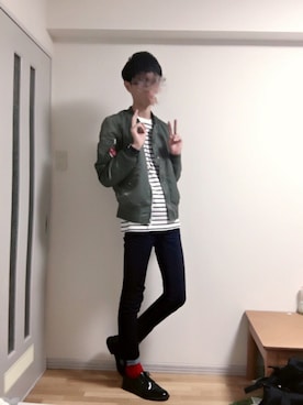 「GU（ジーユー）の（GU）スキニーフィットジーンズ（MEN ⁄ ジーンズ）」を使った、すこさん（メンズ・185cm）の秋コーディネート