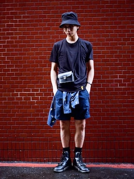 「blue」｜「アイテム（カーゴパンツ）」を使った、Chung Sc Lamさん（メンズ・175cm）の秋コーディネート