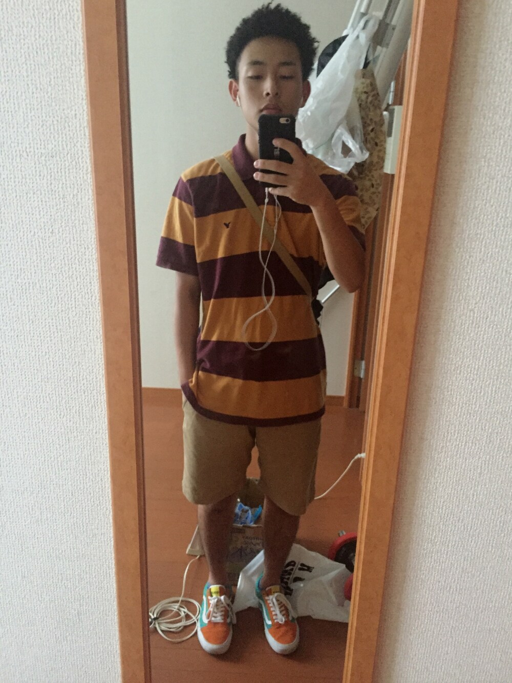 「GOLF WANGのアイテム（スニーカー、オレンジ系）」を使った、ニーケさん（メンズ・173cm）の夏コーディネートの1枚目の写真