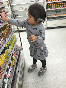 「INGNI（イング）のアイテム（オールインワン・サロペット）」を使った、Aoiさん（キッズ・153cm）の秋コーディネート