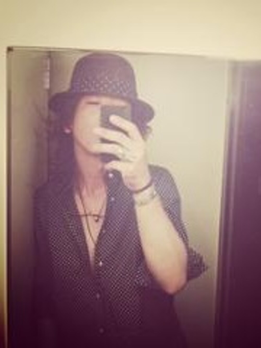 「アイテム（シャツ/ブラウス、ブラック系）」を使った、cipherさん（メンズ・177cm）の夏コーディネートの1枚目の写真