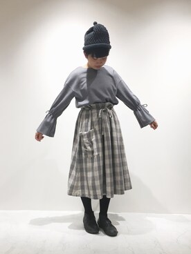 「chambre de charme（シャンブルドゥシャーム）のアイテム（スカート）」を使った、Malle CDC lumine ikebukuroさん（レディース・160cm）の秋コーディネート