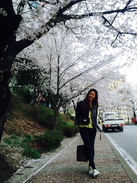 Hana Parkさんのコーディネート