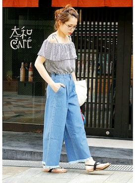 「K.growthのアイテム（デニムパンツ、ブルー系）」を使った、K.growthさん（レディース・168cm）の春コーディネート