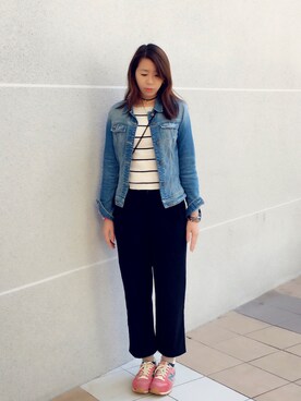 「アイテム（アナログ腕時計、ピンク系）」を使った、Hsiao-chun Hsuさん（レディース・168cm）の冬コーディネート