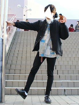 「総柄トップス」｜「アイテム（ブルゾン）」を使った、へいゆーさん（メンズ・176cm）の冬コーディネート