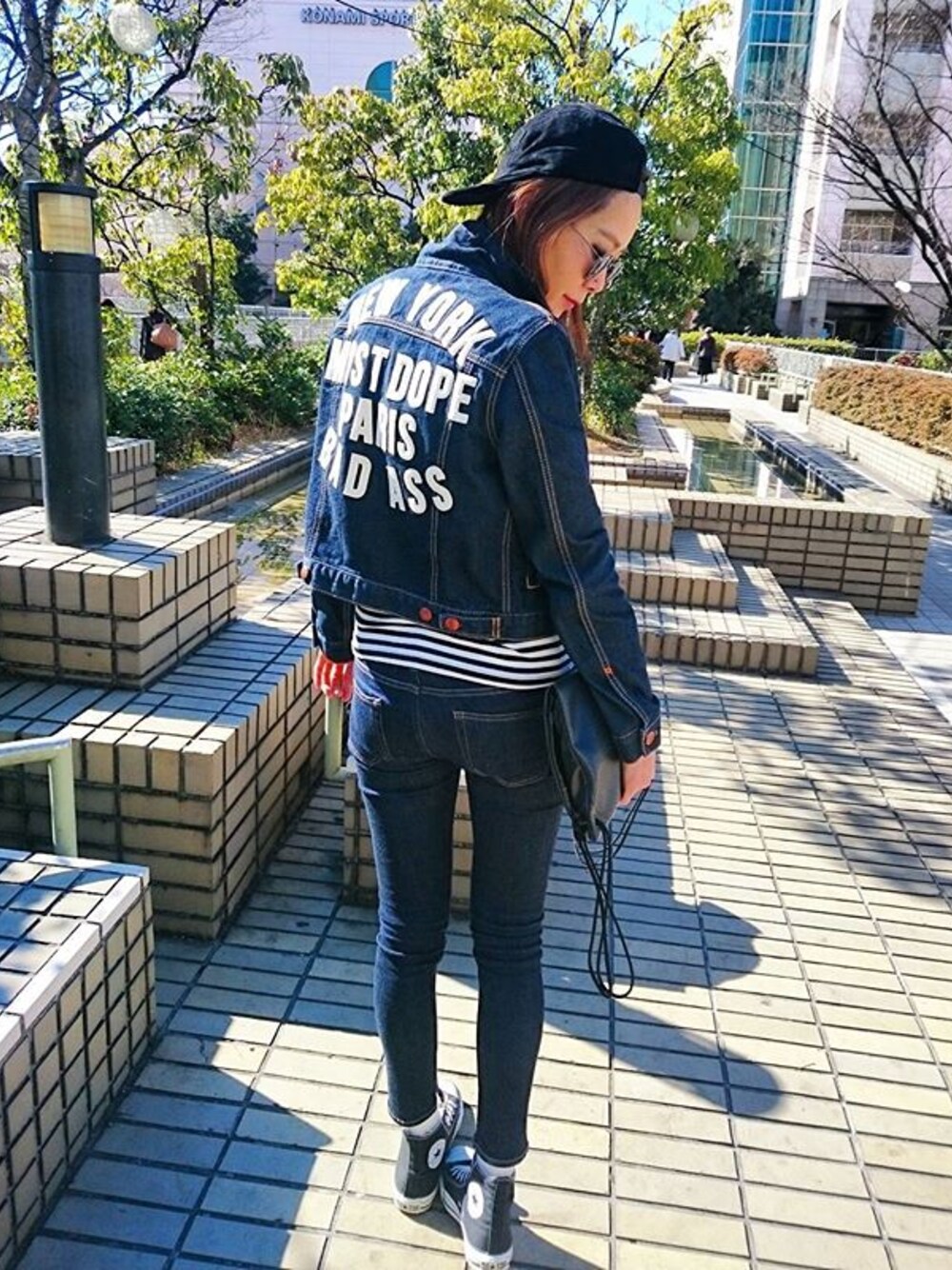 「カジュアル、デニム、Gジャン、スキニー、キャップ、ボーダー、ママコーデ、シンプル」｜「Regalectのアイテム（パンツ、ブルー系）」を使った、tomocoさん（レディース・171cm）の春コーディネートの1枚目の写真